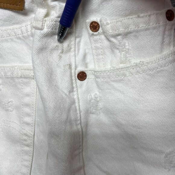 Levi's Premium 501 High Rise Distressed Off-White Denim Shorts Women's Sz 29 - Picture 14 of 15